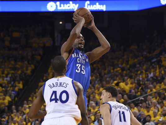 Оклахома открадна мач №1 от Голдън стейт (видео)